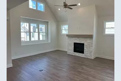 577 Pearl Street, Cumming, GA 30040 - Photo 8