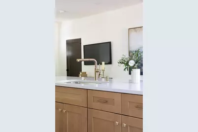 2060 Ruth Street NW #B, Atlanta, GA 30318 - Photo 8