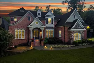1435 Lanier Ct NE, Atlanta, GA 30319 - Photo 2
