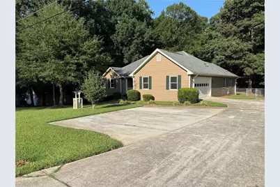 330 Fox Meadow Drive, Covington, GA 30016 - Photo 2