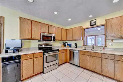2100 Oak Village Lane, Lawrenceville, GA 30043 - Photo 10