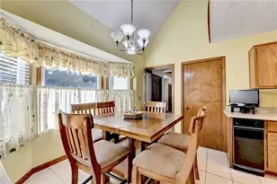 2100 Oak Village Ln, Lawrenceville, GA 30043 - Photo 12