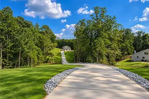 5382 Tuscany Dr, Douglasville, GA 30135 - Photo 2