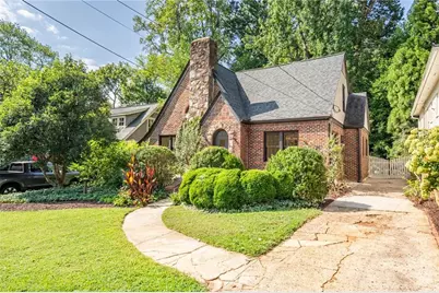 1119 University Drive NE, Atlanta, GA 30306 - Photo 2