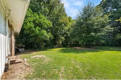 4274 W Oak Drive, Macon, GA 31210 - Photo 16
