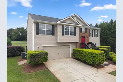 1104 Hummingbird Way, Winder, GA 30680 - Photo 2