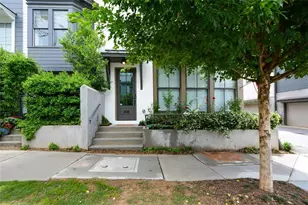 698 Fraser St, Atlanta, GA 30315 - Photo 2