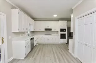 741 Maggie Ct, Kennesaw, GA 30144 - Photo 16