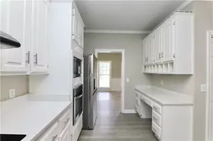 741 Maggie Ct, Kennesaw, GA 30144 - Photo 18