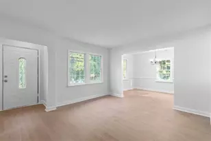 1347 Westmont Rd SW, Atlanta, GA 30311 - Photo 2