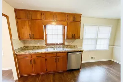 10376 Fitzgerald Road, Jonesboro, GA 30238 - Photo 6