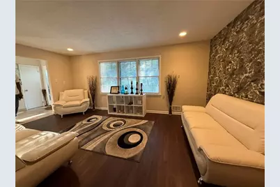 10376 Fitzgerald Road, Jonesboro, GA 30238 - Photo 4