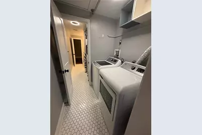 210 Walker Street #8, Atlanta, GA 30313 - Photo 8