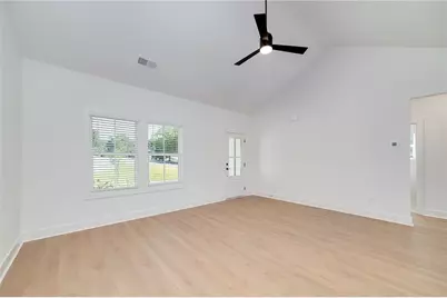 8420 Pleasant Grove Circle, Gainesville, GA 30506 - Photo 4