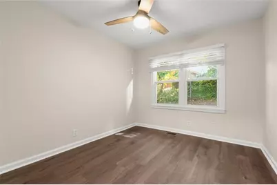 220 Woods Drive NE, Marietta, GA 30060 - Photo 30