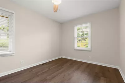 220 Woods Drive NE, Marietta, GA 30060 - Photo 32