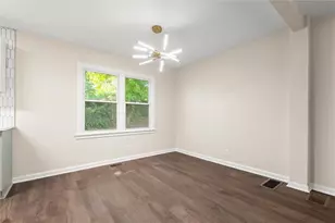 220 Woods Dr NE, Marietta, GA 30060 - Photo 20