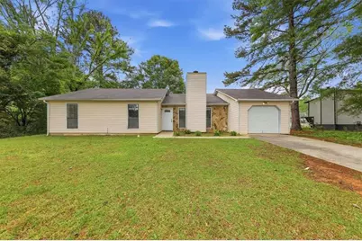 608 Crestmont Court, Jonesboro, GA 30238 - Photo 2