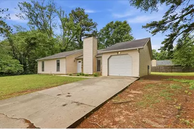 608 Crestmont Court, Jonesboro, GA 30238 - Photo 4