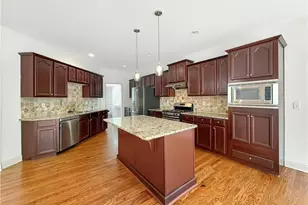 8275 Majors Ridge Way, Cumming, GA 30041 - Photo 12