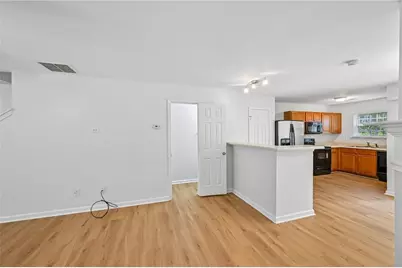 725 Crestwell Circle SW, Atlanta, GA 30331 - Photo 10