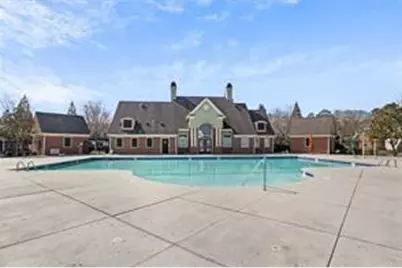 725 Crestwell Circle SW, Atlanta, GA 30331 - Photo 2