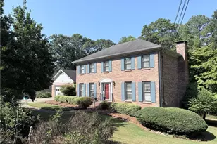 1393 Crooked Tree Ct SW, Lilburn, GA 30047 - Photo 2
