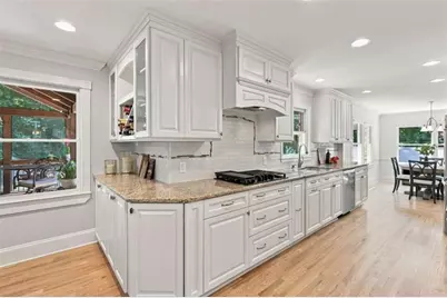 330 Waverly Hall Drive, Roswell, GA 30075 - Photo 2