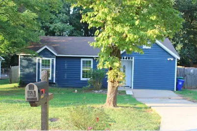 4668 Hairston Crossing Way, Stone Mountain, GA 30083 - Photo 2