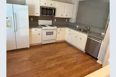 2010 Whitestone Place, Alpharetta, GA 30005 - Photo 4