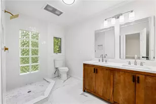 98 Kettlewood Dr SW, Lilburn, GA 30047 - Photo 18