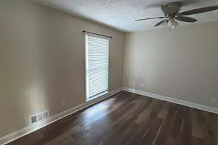 5011 Meadow Ln, Marietta, GA 30068 - Photo 12