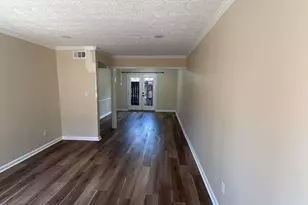 5011 Meadow Ln, Marietta, GA 30068 - Photo 2