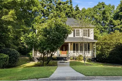 1593 Walkway Court SW, Lilburn, GA 30047 - Photo 2