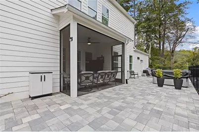 134 Kingwood Drive, Woodstock, GA 30188 - Photo 2