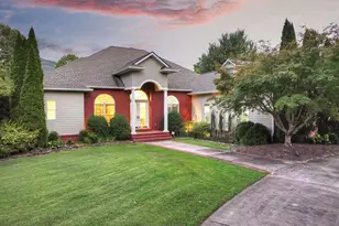 4165 Asheland Cove Dr, Young Harris, GA 30582 - Photo 1