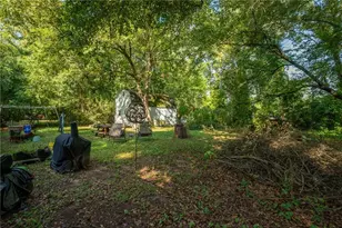 1039 Worley Dr, Marietta, GA 30066 - Photo 16