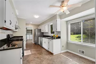 1870 Beckett Dr, Marietta, GA 30062 - Photo 16