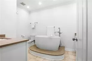 77 Peachtree Pl NE, Atlanta, GA 30309 - Photo 16