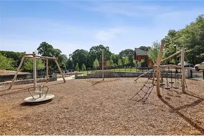 640 Kennesaw Drive SE, Smyrna, GA 30080 - Photo 26