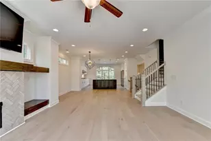 1701 Kenstone Walk, Dunwoody, GA 30338 - Photo 18