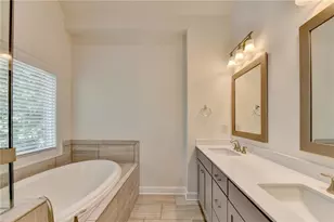 1701 Kenstone Walk, Dunwoody, GA 30338 - Photo 30