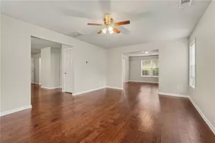 3726 Campbell Creek Cir, Snellville, GA 30039 - Photo 8