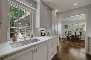 2354 Hurst Dr NE, Atlanta, GA 30305 - Photo 16