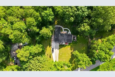 3290 Stonewall Tell Road, Atlanta, GA 30349 - Photo 18