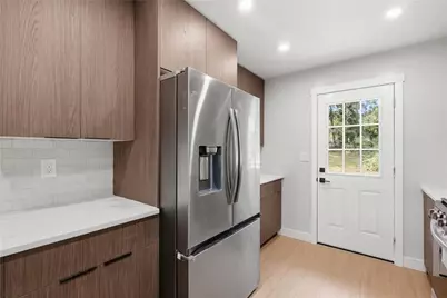 2531 Hood Avenue NW, Atlanta, GA 30318 - Photo 14