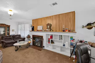959 Hillcrest Dr, McCaysville, GA 30555 - Photo 10