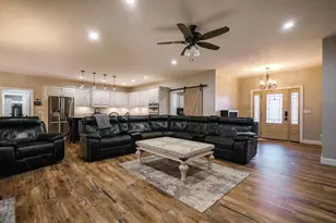 52 Ivy Rdg Ct, Blue Ridge, GA 30513 - Photo 4