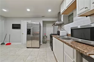 320 Fountainmist Trail, Lawrenceville, GA 30043 - Photo 30