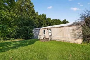357 E Second Street E, Blue Ridge, GA 30513 - Photo 2